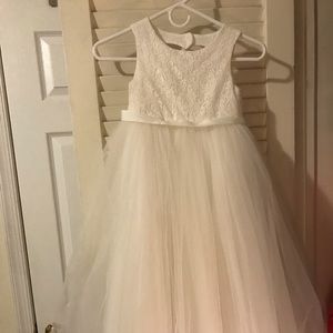 Girls flower girl dress